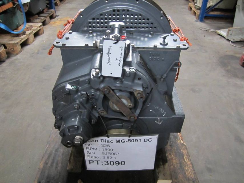 Twindisc Modelo:MG 5091-DC Potencia: 325 HP 1800 r.p.m