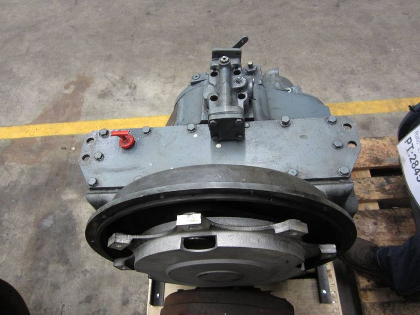 Twindisc Modelo: MG 5114 Potencia: 465 HP 1800 r.p.m