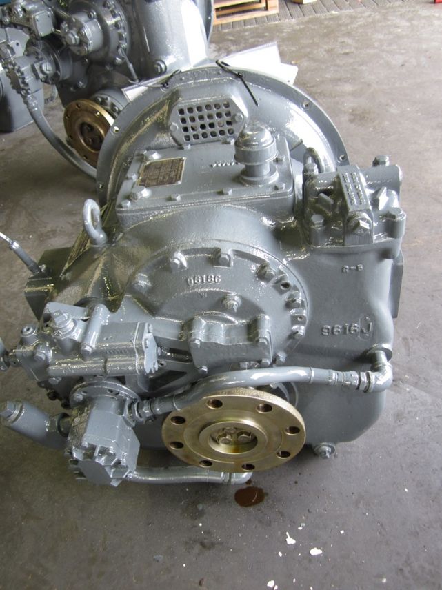 Twindisc Modelo: MG 512 Potencia: 360 HP 1800 r.p.m