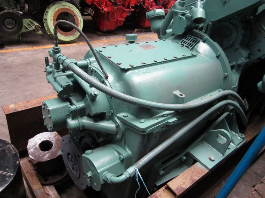 Twindisc Modelo: MG 527 Potencia: 800 HP 1800 r.p.m