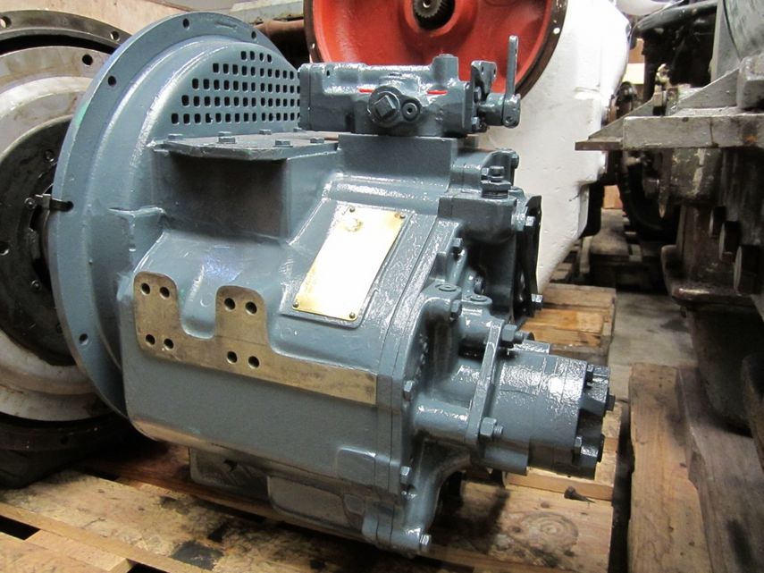 Twindisc Modelo:MG 5091 Potencia: 325 HP 1800 r.p.m