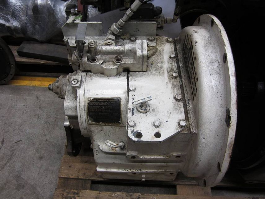 Twindisc Modelo:MG 5111 Potencia: 360 HP 1800 r.p.m