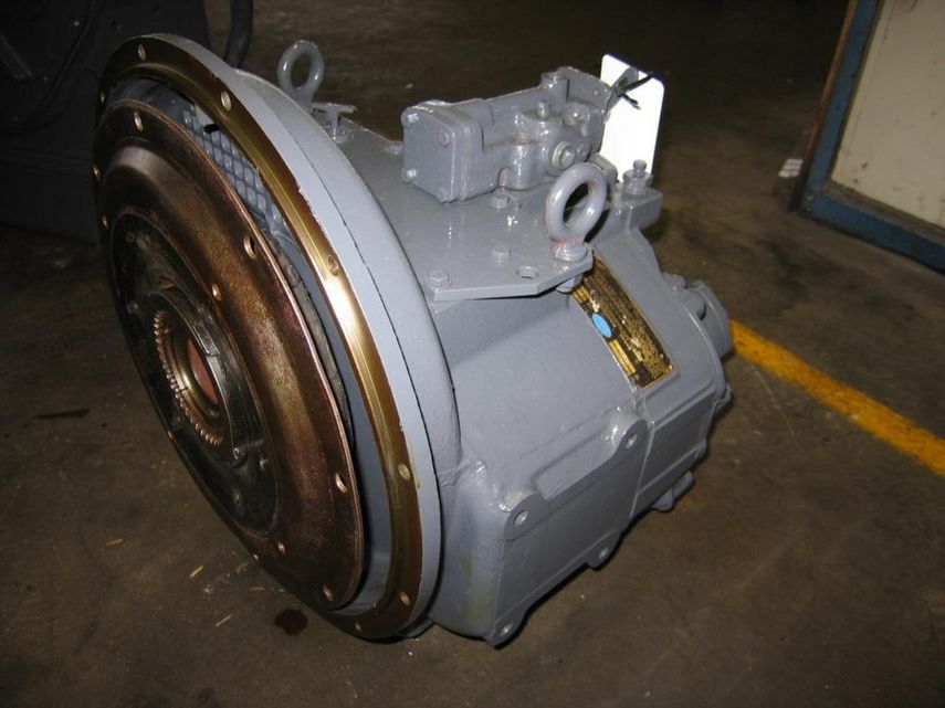 Twindisc Modelo:MG 5111 Potencia: 390 HP 1800 r.p.m