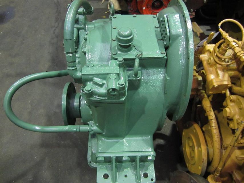 Twindisc Modelo: MG 514 Potencia: 360 HP 1800 r.p.m