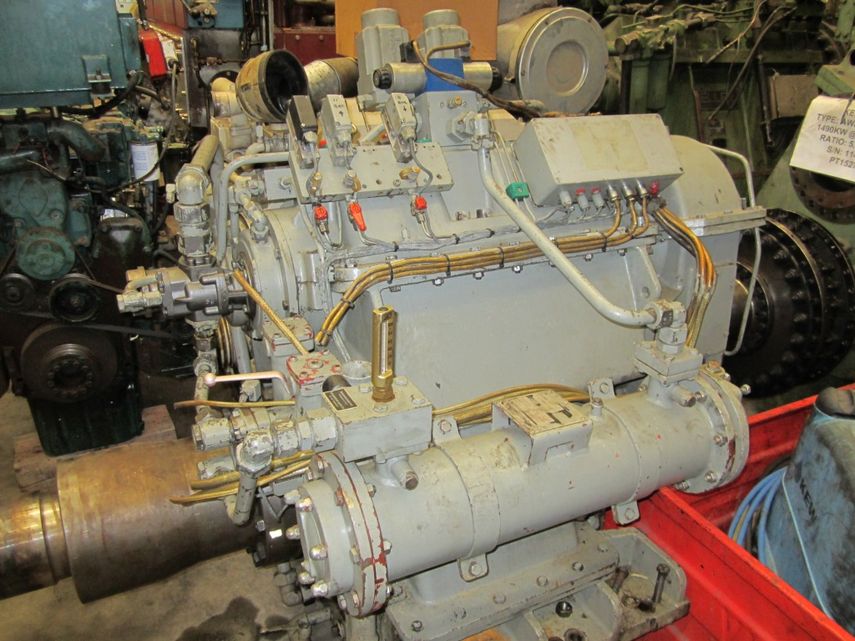 Reintjes Modelo: Wgf 760 Potencia: 1265 HP 900 r.p.m