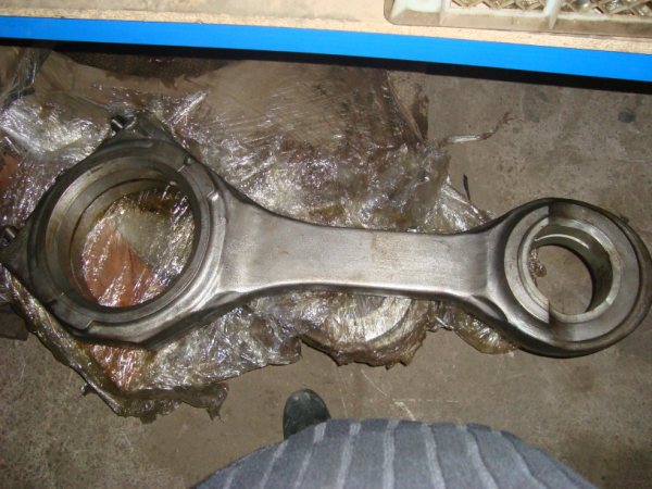 Pistones y bielas Deutz 16M640